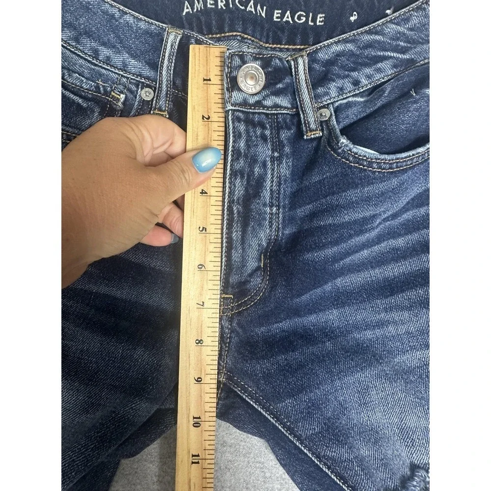 American Eagle Jeans Womens 2 Blue Tomgirl Distressed Ripped Denim High‎ Rise